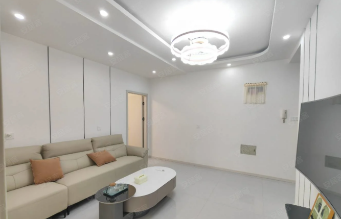 天河盛世精装3室全新家具家电拎包即住